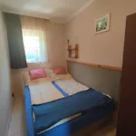 Appartement In 19919 *