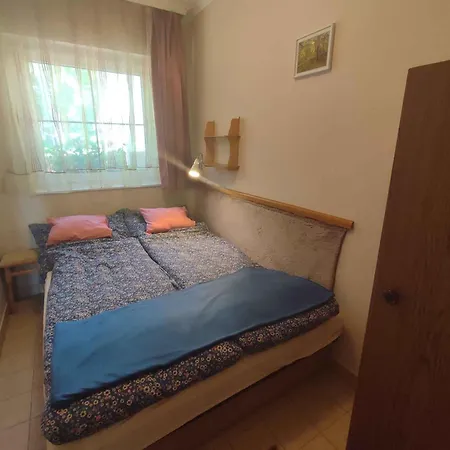 Apartament In 19919
