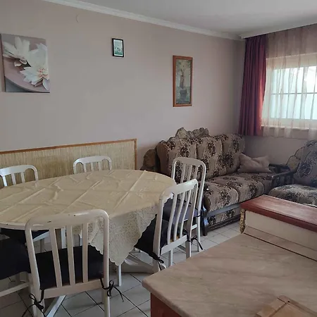 In 19919 Apartament Siófok